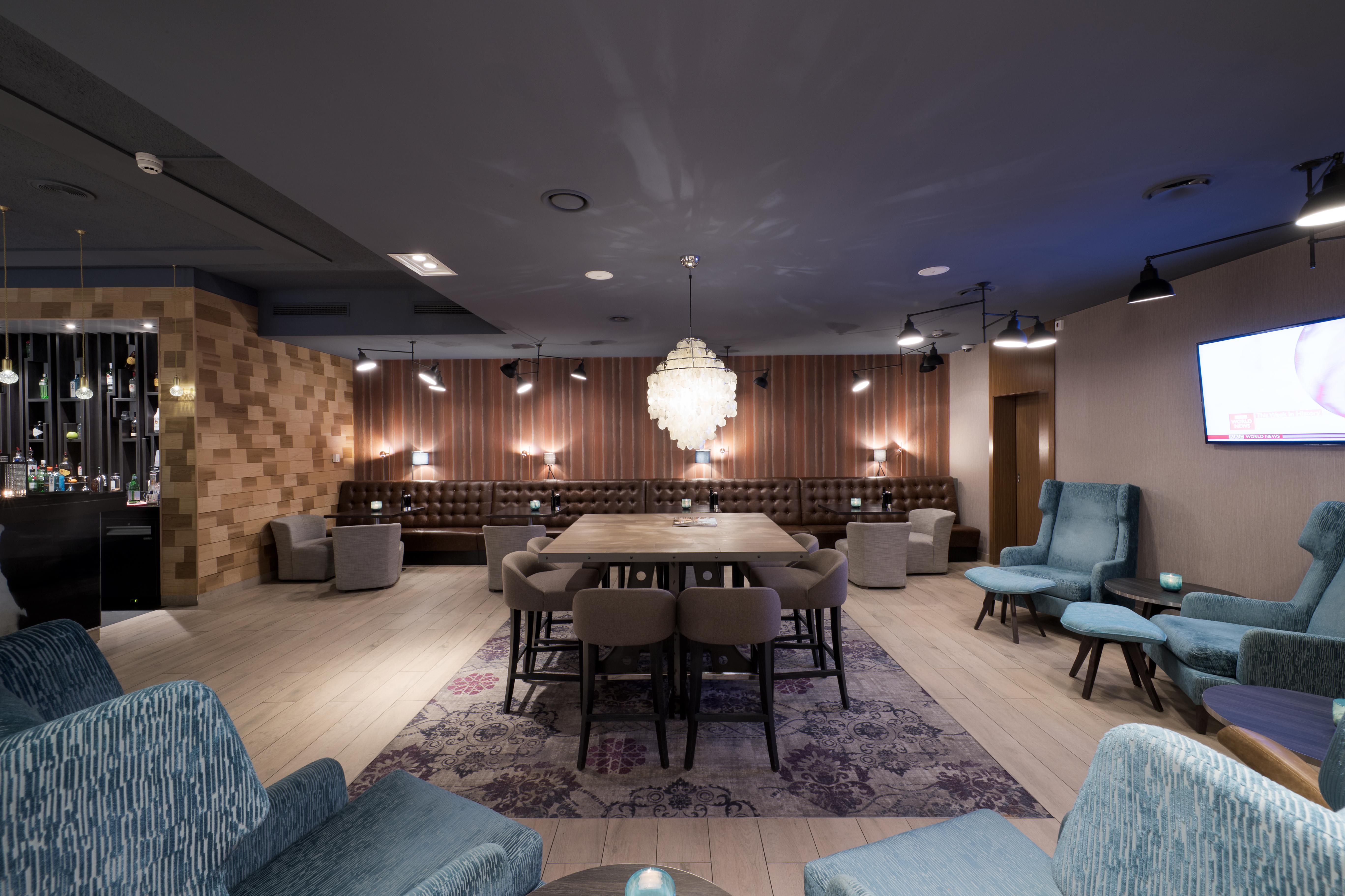 Bilderberg Garden Hotel Amsterdam Exterior photo The lounge at Tallinn Airport